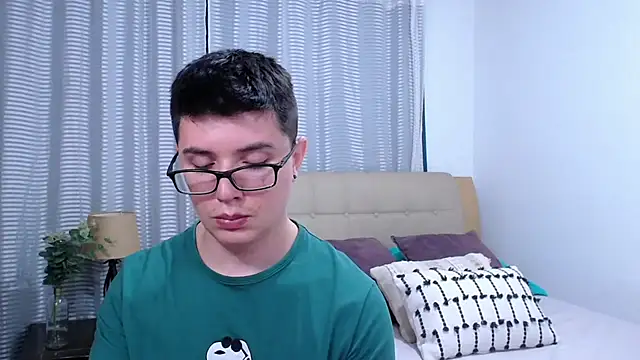 BlackFoXXX69 webcam show