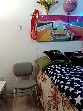 دردشة Xiomara_fiery الجنسية المباشرة