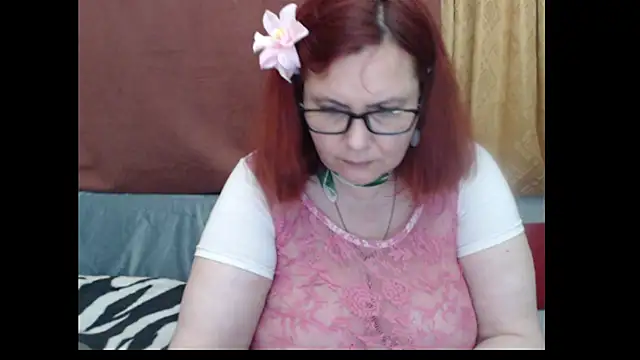 Chat XXX ao vivo de PlayfullMature