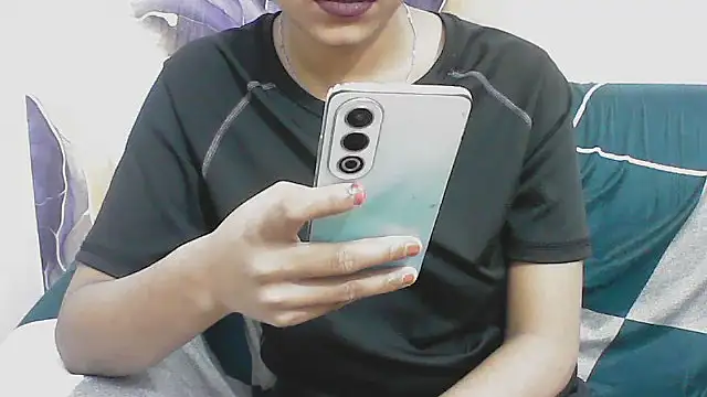 Hot__buddy_ 即時 XXX 聊天