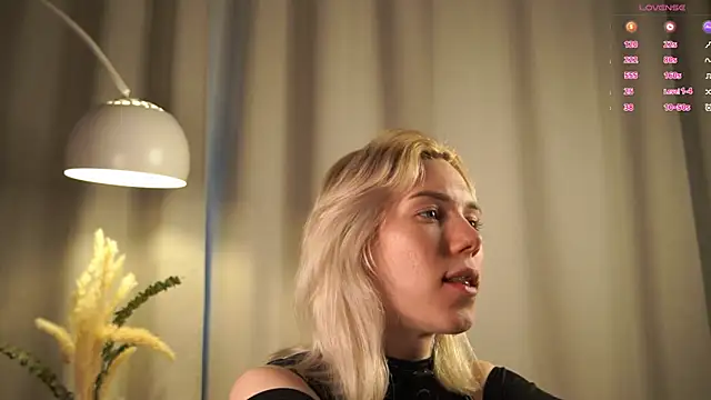 DianeHonnette 即時 XXX 聊天