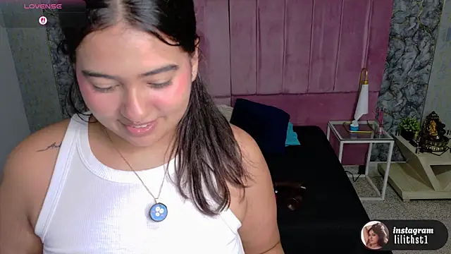 lilithst_'s Live XXX Chat