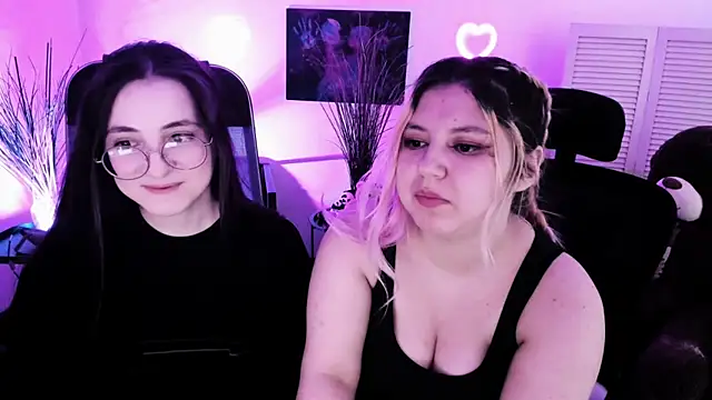 Онлайн чат XXX DiaAngell