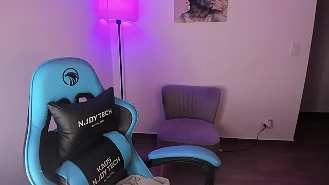 Онлайн чат XXX Nicole_Ss