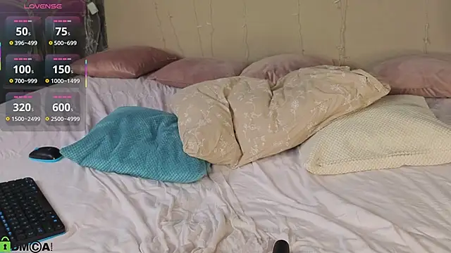 แชท XXX สดของ Mollly_Rouge