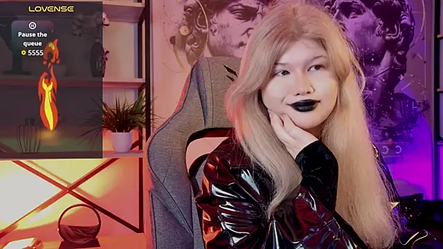 LilithNlsn – Naživo XXX chat