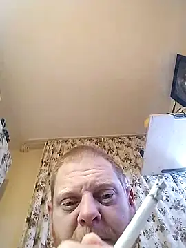 عرض كام Baumhackel