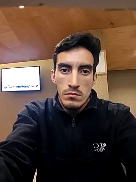 TommyMomentum's Webcam Show