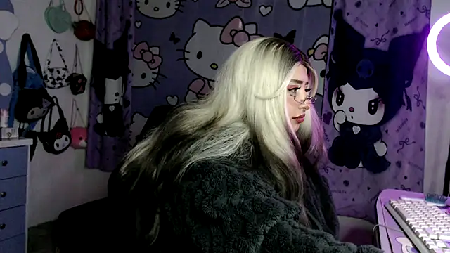 lussyevans24's Live XXX Chat