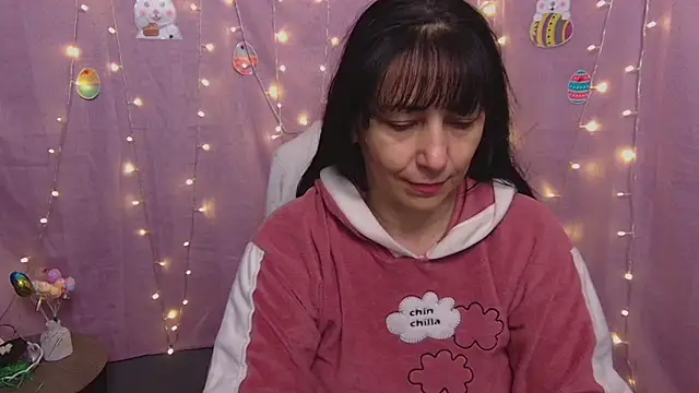 LiluGrants Adlı Modelin Canlı XXX Sohbeti