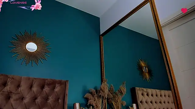 CalyMoon Live XXX-chat