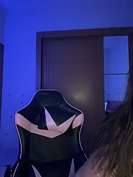 Manu_2002_: онлайн-секс-чат