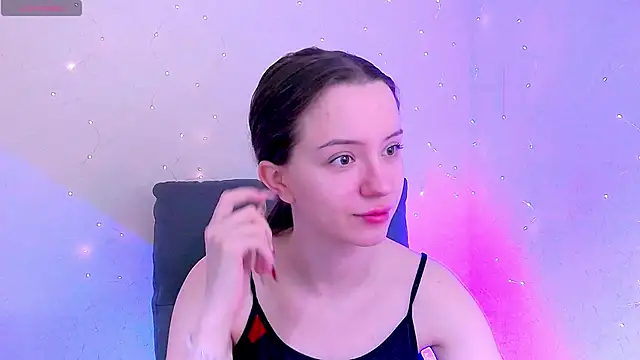 BellaVelure6767's Live XXX Chat