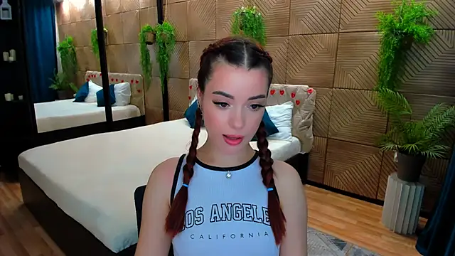 PutOnRepeat's Live XXX Chat