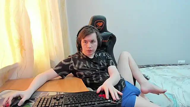 Вебкам-шоу iliaskrislove