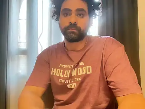 Show modela Royalpharaoh2 na web-kameri