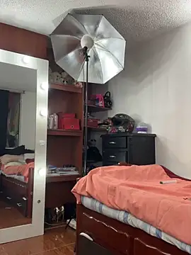 MariamGray1: онлайн-секс-чат