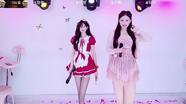 LOVE-018のウェブカメラショー