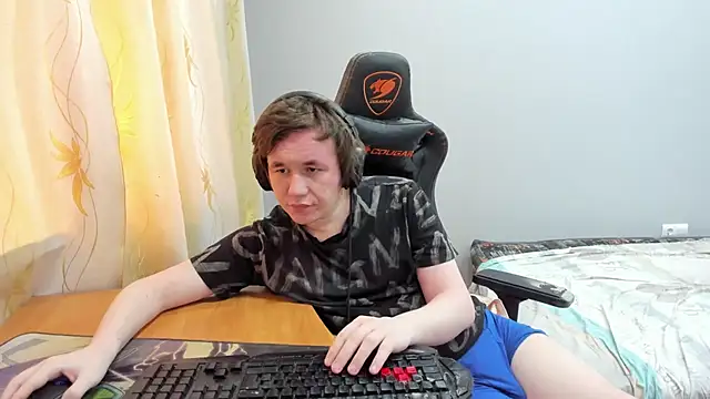 Вебкам-шоу iliaskrislove