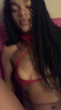 Cammgirlmii Adlı Modelin Canlı XXX Sohbeti