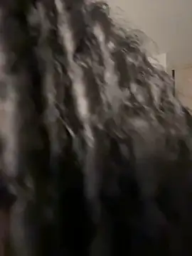 Curlyierrn Live XXX chat