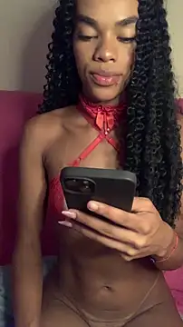 Cammgirlmii: онлайн-секс-чат