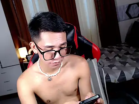 drinkmycumx Pertunjukan Webcam