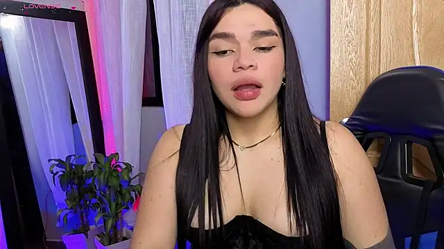 Veronica_111: онлайн-секс-чат