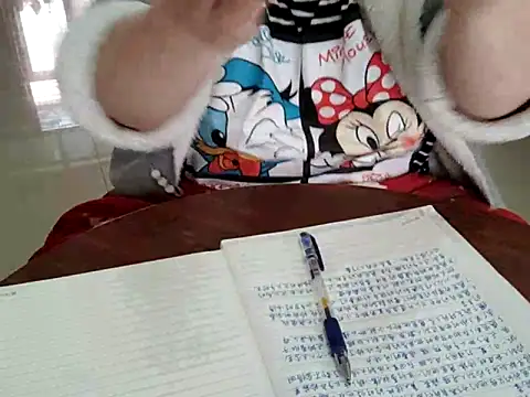 AngelwithEcup Show Webcam