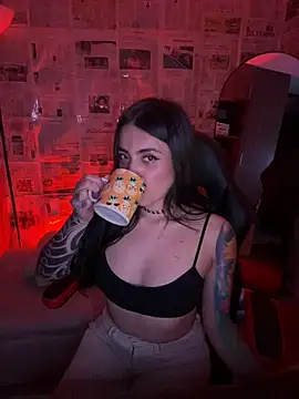 i_am_nina_のライブXXXチャット