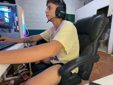 Max_TheHorseDick ওয়েবক্যাম শো