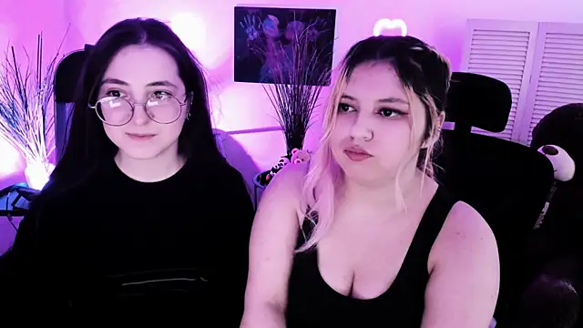 แชท XXX สดของ DiaAngell