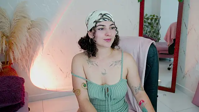 merida_bell18's Live XXX Chat