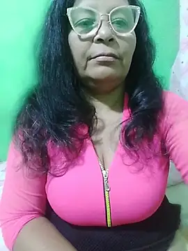 Amarantha25's Live XXX Chat