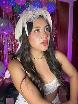 Soy_Daniela: απευθείας συνομιλία ΧΧΧ