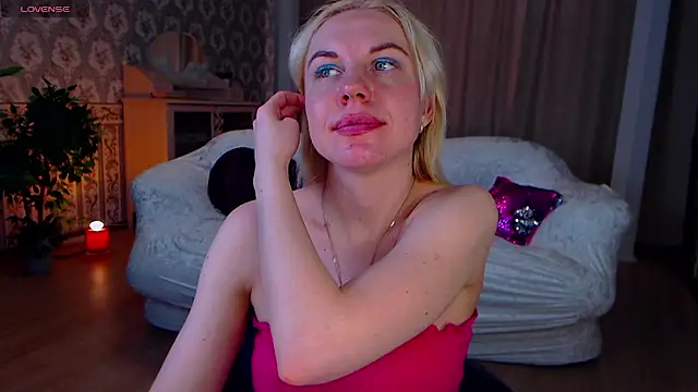 Živý XXX chat LiSinDoll