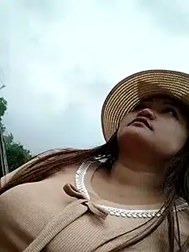 Beauty-girl-'s Live XXX Chat