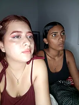 Chloe_Sky_love 网络视讯表演