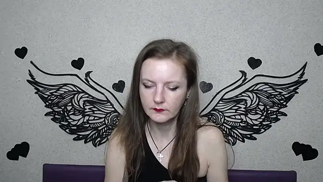 XXX chat uživo modela MeganPirs