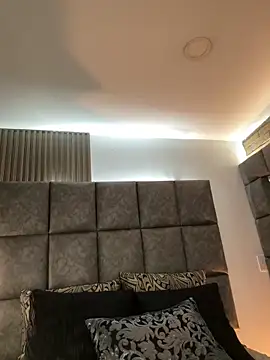 BrigitteVons Chat XXX in diretta