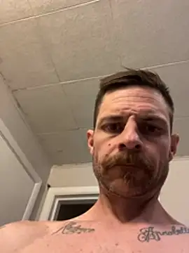 Mansword1 Show in webcam