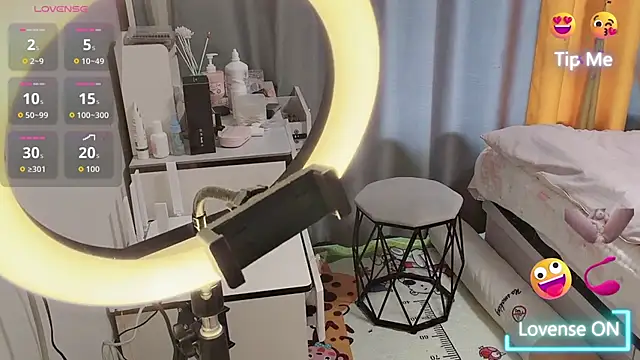 zhnlkyのライブXXXチャット