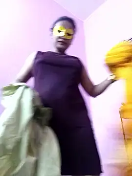 Pokazy przed kamerką – Gullapi