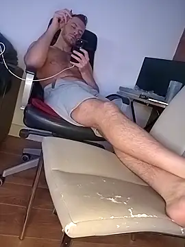 Živý XXX chat THE_CHEEKY_ALPHA