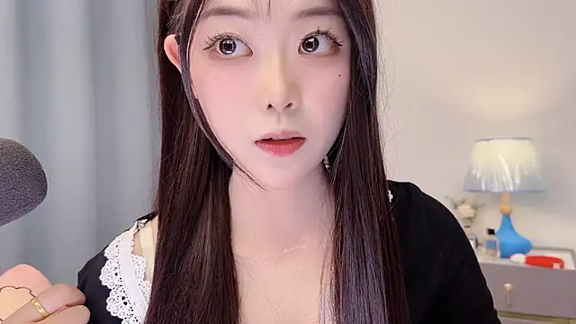 smalldaisy's Webcam Show