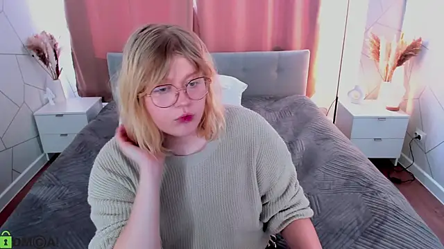 Živý XXX chat luna_c0ra