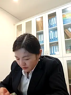 ialnuyoa_hのライブXXXチャット