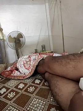 DIRTY_SMEGMA_DICK_4_PIGS Adlı Modelin Web Kamerası Şovu