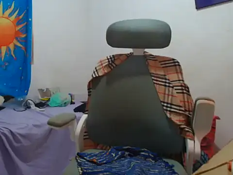 Chat +18 de Sassa_69 ao vivo