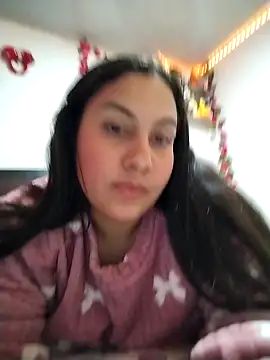 esmeralda_jadees Adlı Modelin Canlı XXX Sohbeti